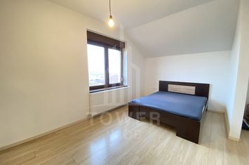 Casă individuală 5 camere cu 372 mp teren în Bavaria anunturi imobiliare Sibiu