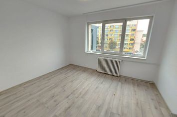 Apartament 3 camere de inchiriat SEMICENTRAL  - Cluj anunturi imobiliare Cluj