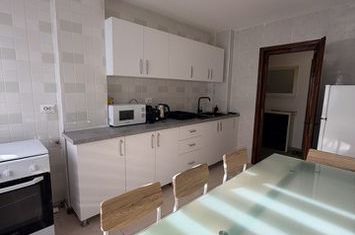 Apartament 4 camere de vanzare CRAIOVA - Dolj anunturi imobiliare Dolj