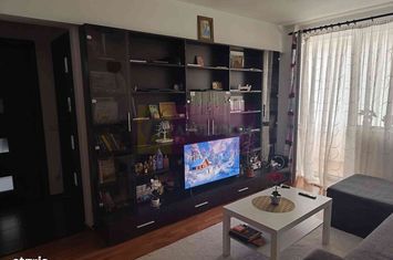 Apart. 2 camere situat între biserica de la  Potcoava și cinema Gloria anunturi imobiliare Bucuresti