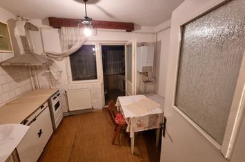 Apartament 3 camere de vanzare BISTRITA LAC - Bacau anunturi imobiliare Bacau