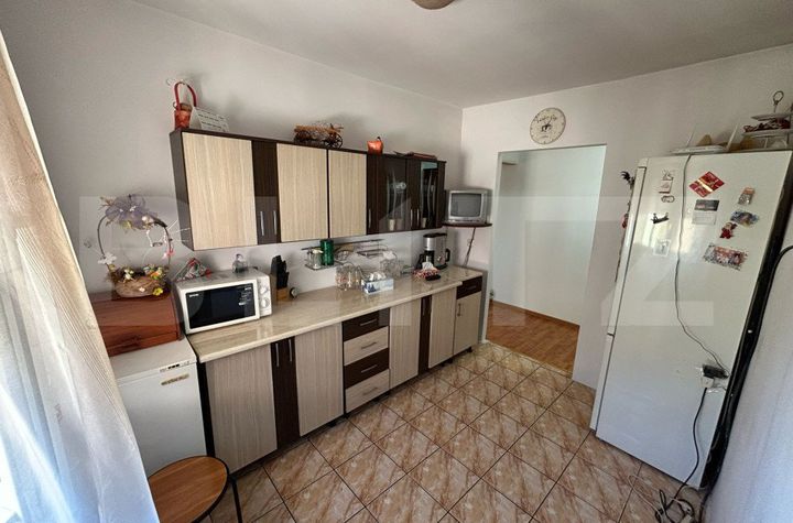 Apartament 3 camere de vanzare CETATE - Alba anunturi imobiliare Alba