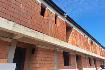 CASA P+1+POD-4 CAM-TEREN 150 MP-MIRASLAU anunturi imobiliare Bucuresti