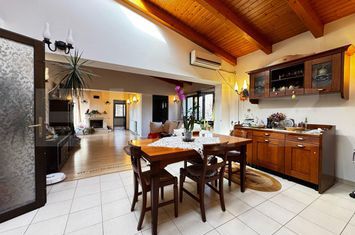 Casă - 6 camere de vanzare CETATE - Alba anunturi imobiliare Alba