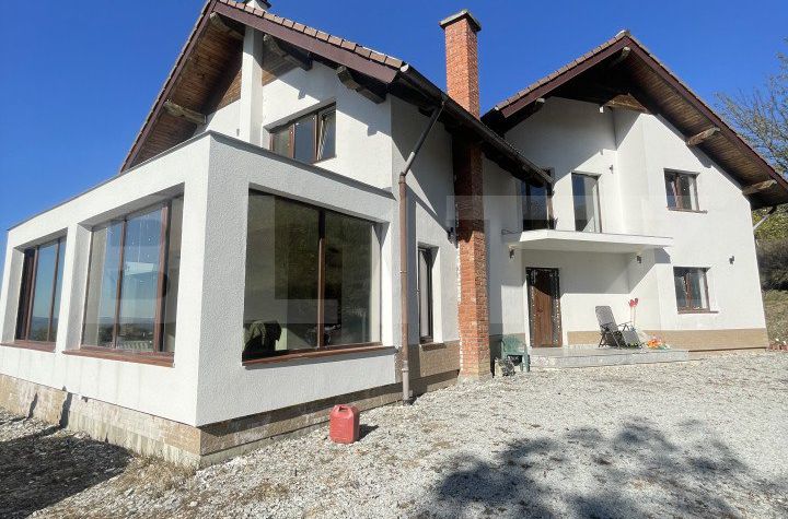Vilă - 6 camere de vanzare BISTRITA - Bistrita-Nasaud anunturi imobiliare Bistrita-Nasaud