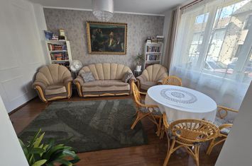 Casa 4 camere,2 băi,140 mp,  zona Centrală anunturi imobiliare Mures