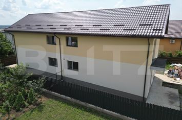Vilă - 4 camere de vanzare VALEA LUPULUI - Iasi anunturi imobiliare Iasi