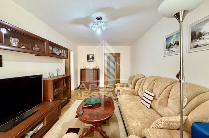 Apartament 3 camere, 2 bai, etaj 1, mobilat, zona Olimpia-Stadion anunturi imobiliare Timis