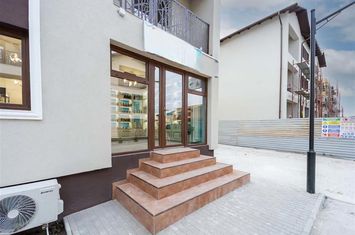 Spațiu comercial de vanzare LUNCA CETATUII - Iasi anunturi imobiliare Iasi
