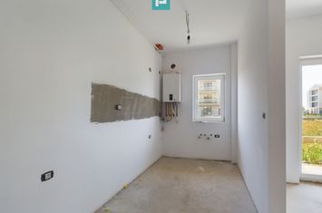 Apartament cu 3 camere, curte proprie, zona Torontalului anunturi imobiliare Timis
