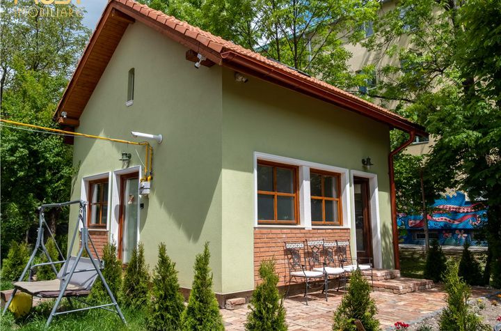 Casă - 3 camere de inchiriat SEMICENTRAL - Cluj anunturi imobiliare Cluj