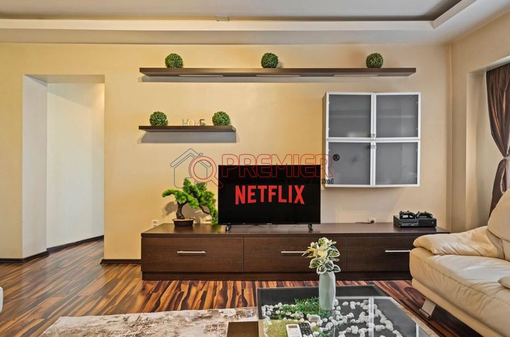 Bd. Unirii nr. 47 - Apartament 4 camere anunturi imobiliare Bucuresti