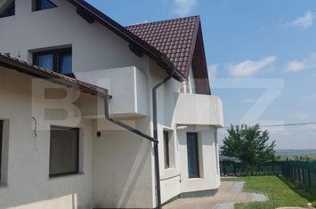 Casă - 5 camere de vanzare SUCEAVA - Suceava anunturi imobiliare Suceava