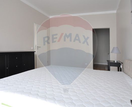Apartament 3 camere P-ta Mihai Viteazul, 90 mp