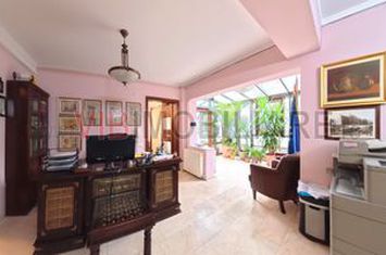 Unirii - Parcul Carol - Str Gramont - Birouri - 5 camere - mobilate/utilate- centrala proprie anunturi imobiliare Bucuresti