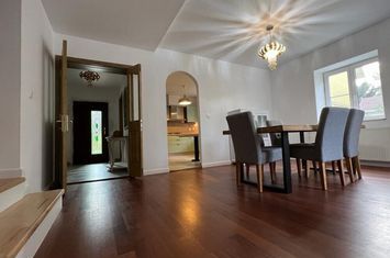 Furnished villa, residential complex, Iancu Nicolae anunturi imobiliare Bucuresti