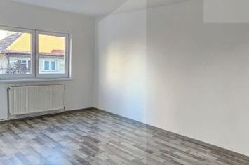 Apartament 3 camere de vanzare SFANTU GHEORGHE - Covasna anunturi imobiliare Covasna