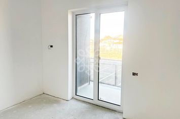 Apartament nou pentru investitie 2 camere de vanzare Sanmartin anunturi imobiliare Bihor