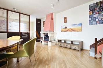 Casa individuala cu parcare Central Brasov anunturi imobiliare Brasov