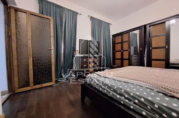 Apartament 2 camere, 60 mp utili, zona Centrala anunturi imobiliare Arad