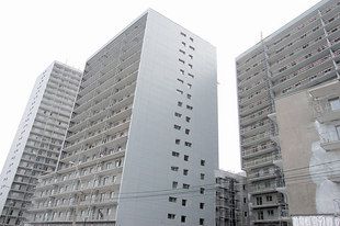 Britanicii renunta la apartamentele din Romania pentru ca si-au pierdut joburile din Anglia