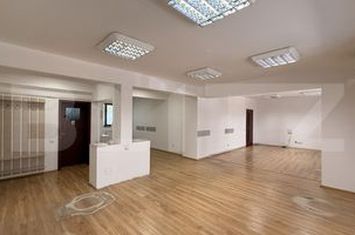 Apartament 3 camere de vanzare CRAIOVA - Dolj anunturi imobiliare Dolj