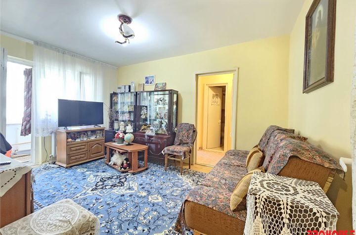 Apartament 2 camere de vanzare CENTRAL - Bacau anunturi imobiliare Bacau