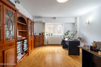 Apartament 4 camere de vânzare Bucuresti - Calarasilor