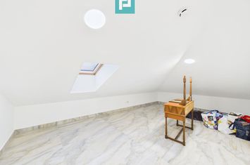 Spatiu comercial, Calea Victoriei. anunturi imobiliare Arad