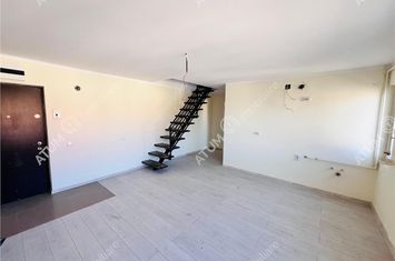 Apartament 3 camere de vanzare RAHOVEI - Sibiu anunturi imobiliare Sibiu