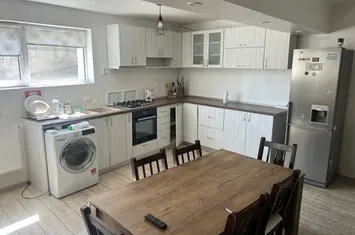 Casă - 3 camere de inchiriat IASI - Iasi anunturi imobiliare Iasi