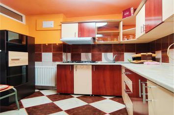Apartament 2 camere de vanzare CENTRAL - Bihor anunturi imobiliare Bihor