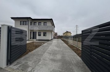 Vilă - 4 camere de vanzare RAZVAD - Dambovita anunturi imobiliare Dambovita