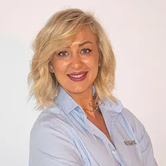 Andreea Muzsnai
