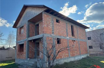Vilă - 5 camere de vanzare CAMPINEANCA - Vrancea anunturi imobiliare Vrancea