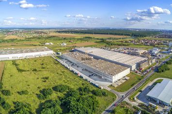 Spațiu industrial de inchiriat AEROPORT - Bihor anunturi imobiliare Bihor