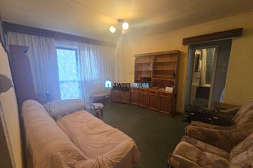 Apartament 2 camere de vanzare EST - Brasov anunturi imobiliare Brasov
