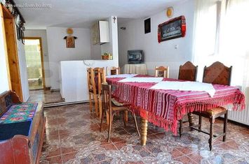 Casă - 12 camere de vanzare BRAN - Brasov anunturi imobiliare Brasov