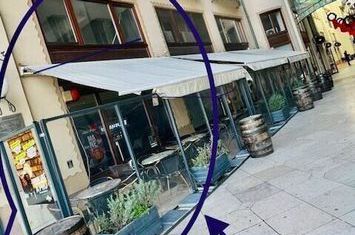 Spațiu comercial ultracentral, Pasaj Vulturul Negru, Oradea. 498.000 € anunturi imobiliare Bihor