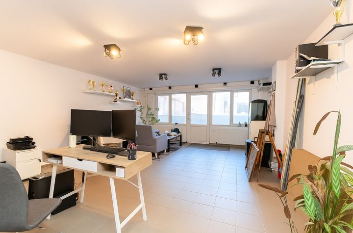 Spațiu comercial de vanzare BARTOLOMEU - Brasov anunturi imobiliare Brasov