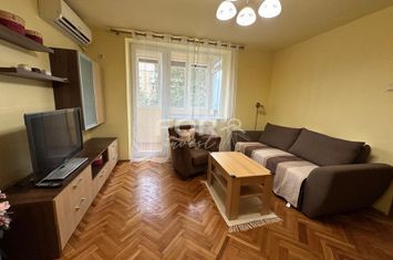 Apartament cu 2 camere de inchiriat ultracentral in Oradea anunturi imobiliare Bihor