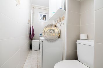 Apartament 3 camere de vanzare VALENTA - Bihor anunturi imobiliare Bihor