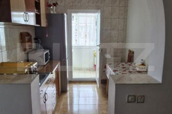 Apartament 3 camere de vanzare GAESTI - Dambovita anunturi imobiliare Dambovita