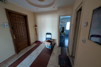 Apartament 2 camere de vanzare BACAU - Bacau anunturi imobiliare Bacau