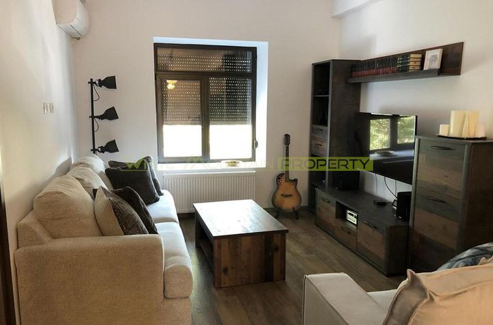 Apartament 3 camere de vanzare PARCUL CAROL - Bucuresti anunturi imobiliare Bucuresti