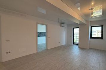 APARTAMENT CU MUTARE IMEDIATA, A 3-A STATIE DE PODU ROS anunturi imobiliare Iasi