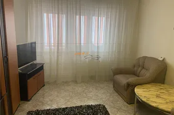 Apartament 4 camere de vanzare CENTRAL - Vrancea anunturi imobiliare Vrancea