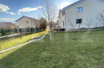 Vilă - 8 camere de vanzare BUCOV - Prahova anunturi imobiliare Prahova