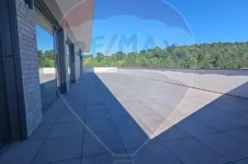 Spațiu de birouri  spre vânzare cu terasă - Mănăstur anunturi imobiliare Cluj