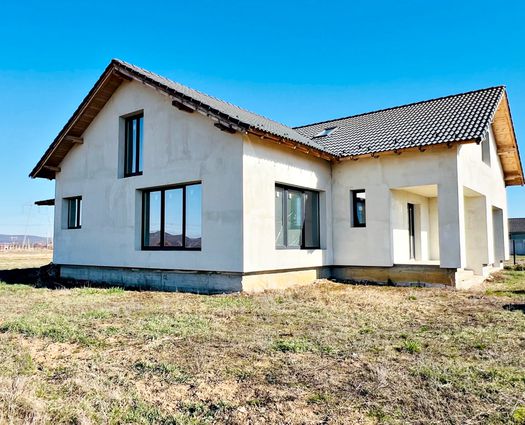 Casă 5 cam Fughiu, 204 mp